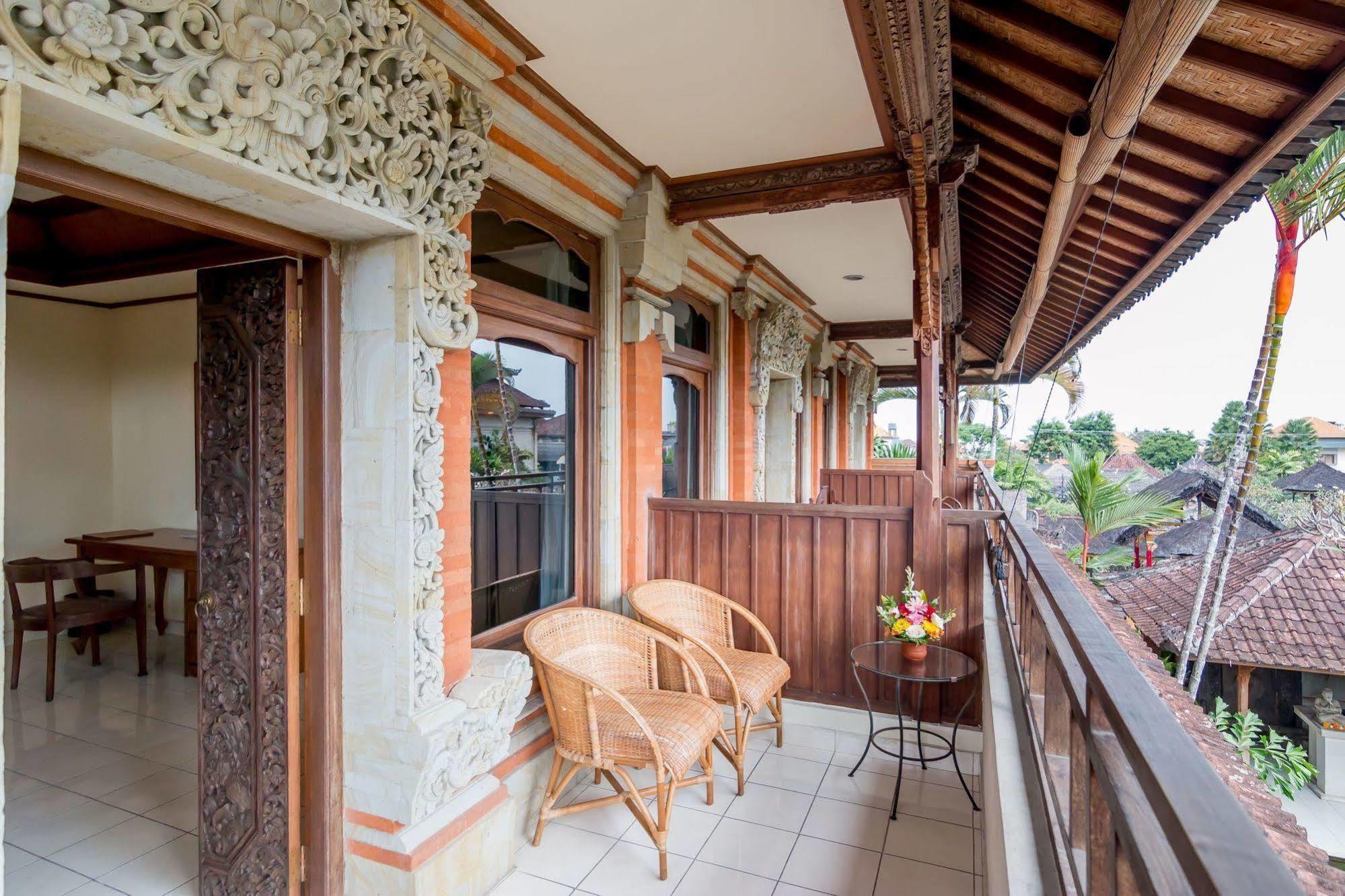 Отель Depradha Ubud Экстерьер фото